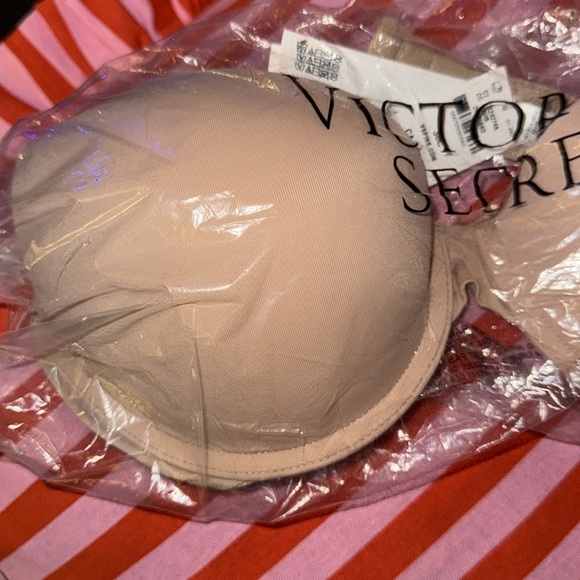 PINK Victoria Secret Wear Everywhere Push-Up Bra - Picture 6 of 8
